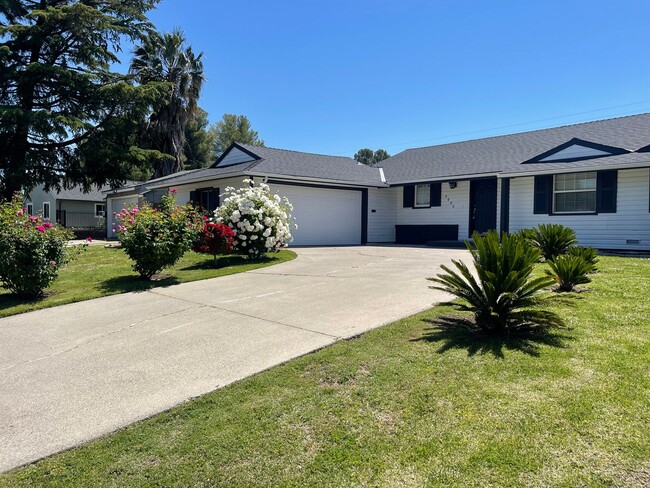 4600 Forest Pkwy in Sacramento, CA - Building Photo - Building Photo