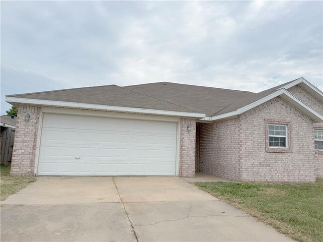property at 4106 SW Shadowrock Pl