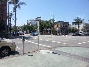 The Lafayette in Long Beach, CA - Building Photo - Building Photo