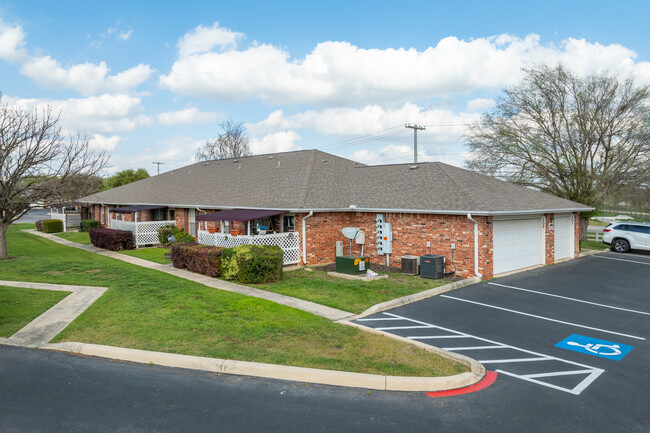 The Augusta at Gruene Garden Apartments in New Braunfels, TX - Building Photo - Building Photo