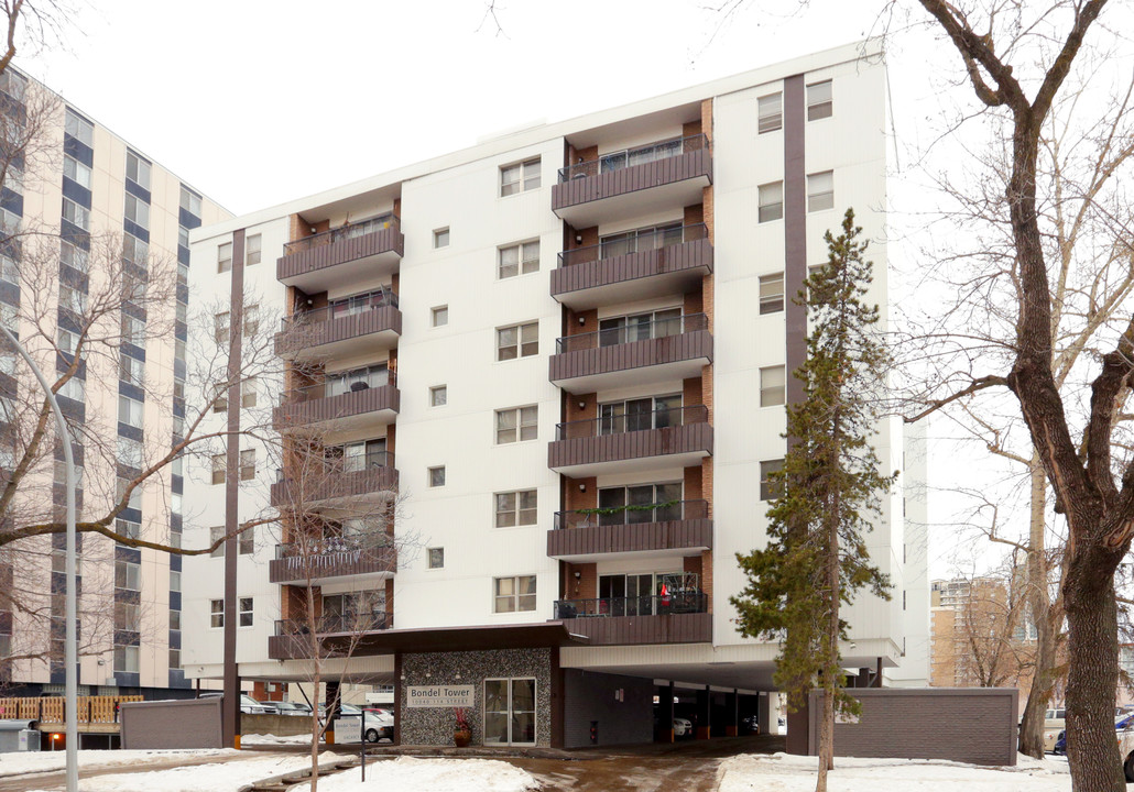 Bondel Tower in Edmonton, AB - Building Photo