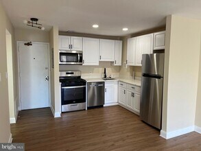 1920 Naylor Rd SE, Unit 106 in Washington, DC - Building Photo - Building Photo
