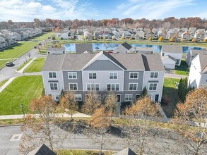 1415 Bloomington Blvd in Columbus, OH - Foto de edificio - Building Photo