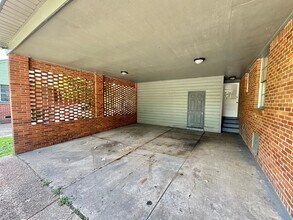 5157 Horn Lake Rd in Memphis, TN - Building Photo - Building Photo