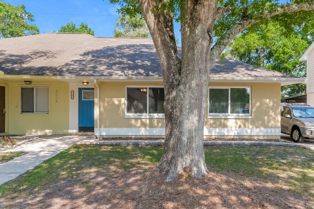 3308 Laurel Dale Dr in Tampa, FL - Building Photo