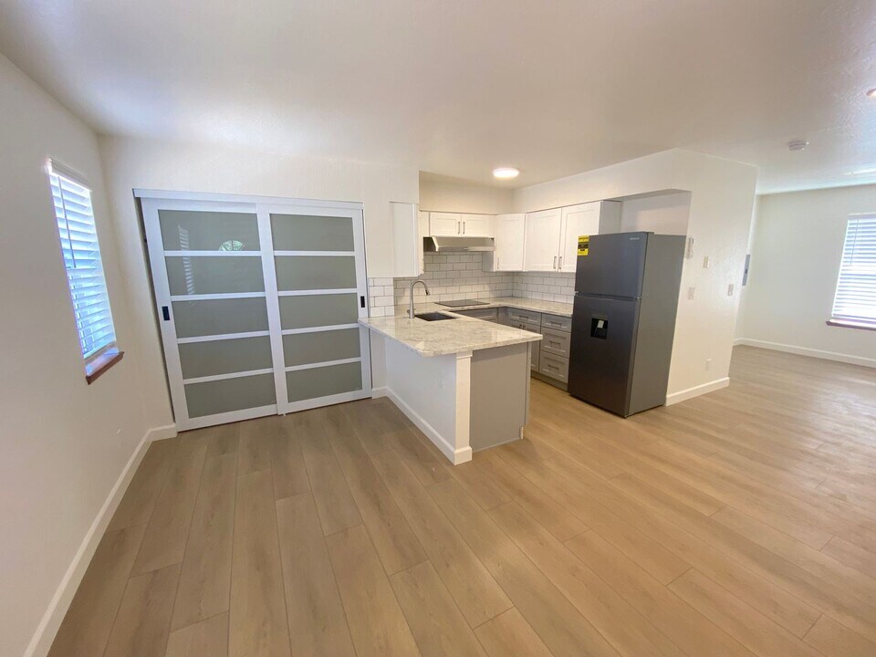 1112 Buena Vista Ave in Reno, NV - Building Photo