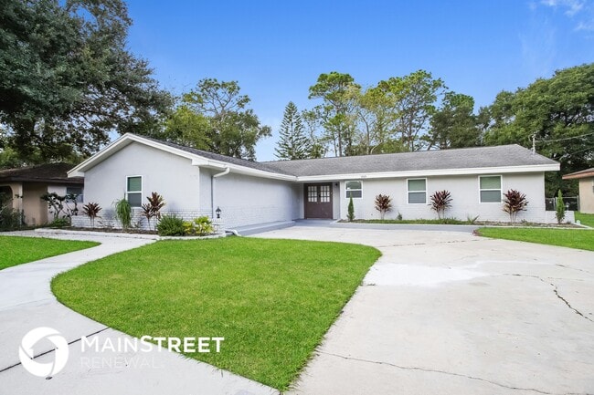1005 Park Dr