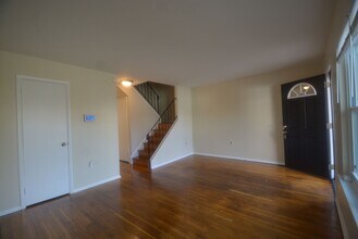 7 Gilbert Ct in Newark, DE - Building Photo - Building Photo