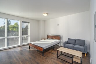 Coda Apartments in Seattle, WA - Building Photo - Interior Photo