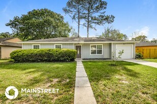 2419 Winterwood Cir E in Jacksonville, FL - Building Photo
