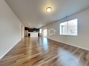 2741 Link Ave in Enumclaw, WA - Building Photo - Building Photo