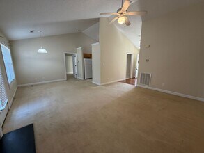 694 Huntingdon St in Elon, NC - Building Photo - Building Photo