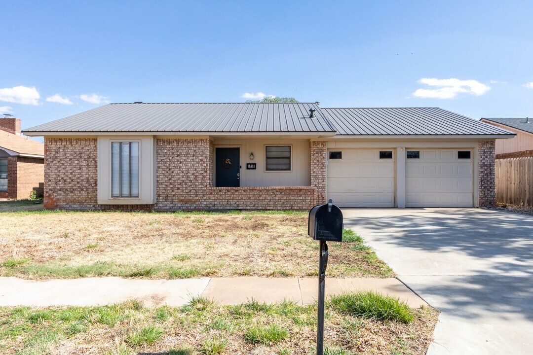 5735 Emory St in Lubbock, TX - Building Photo