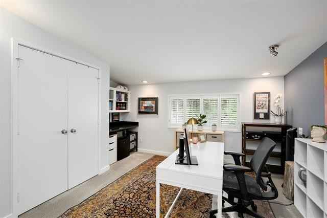 property at 4242 Buena Vista St