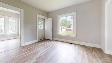 434 E Oxford St in Alliance, OH - Building Photo - Building Photo