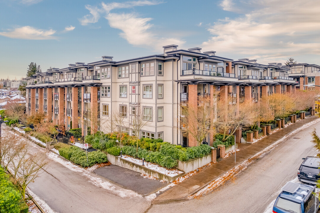 Century in Vancouver, BC - Building Photo