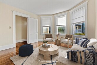 52 Roslyn St in Salem, MA - Foto de edificio - Building Photo