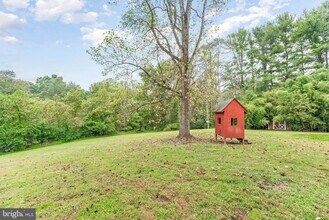 321 Sun Park Ln in Huntingtown, MD - Building Photo - Building Photo