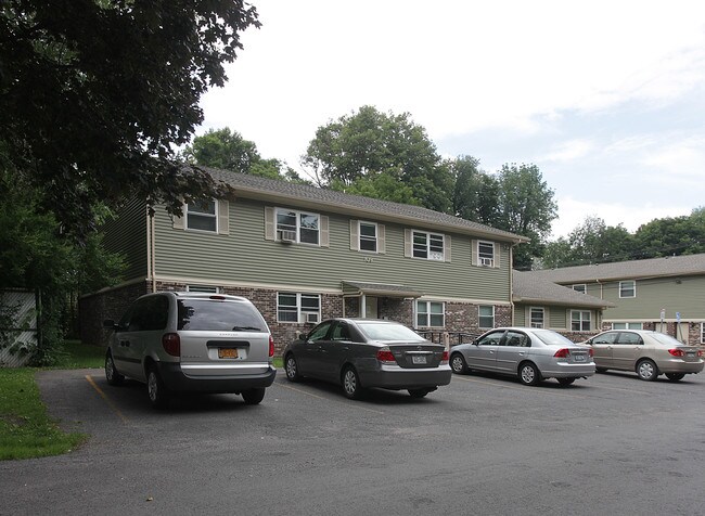 Colonial Manor Apartments in Ilion, NY - Building Photo - Building Photo