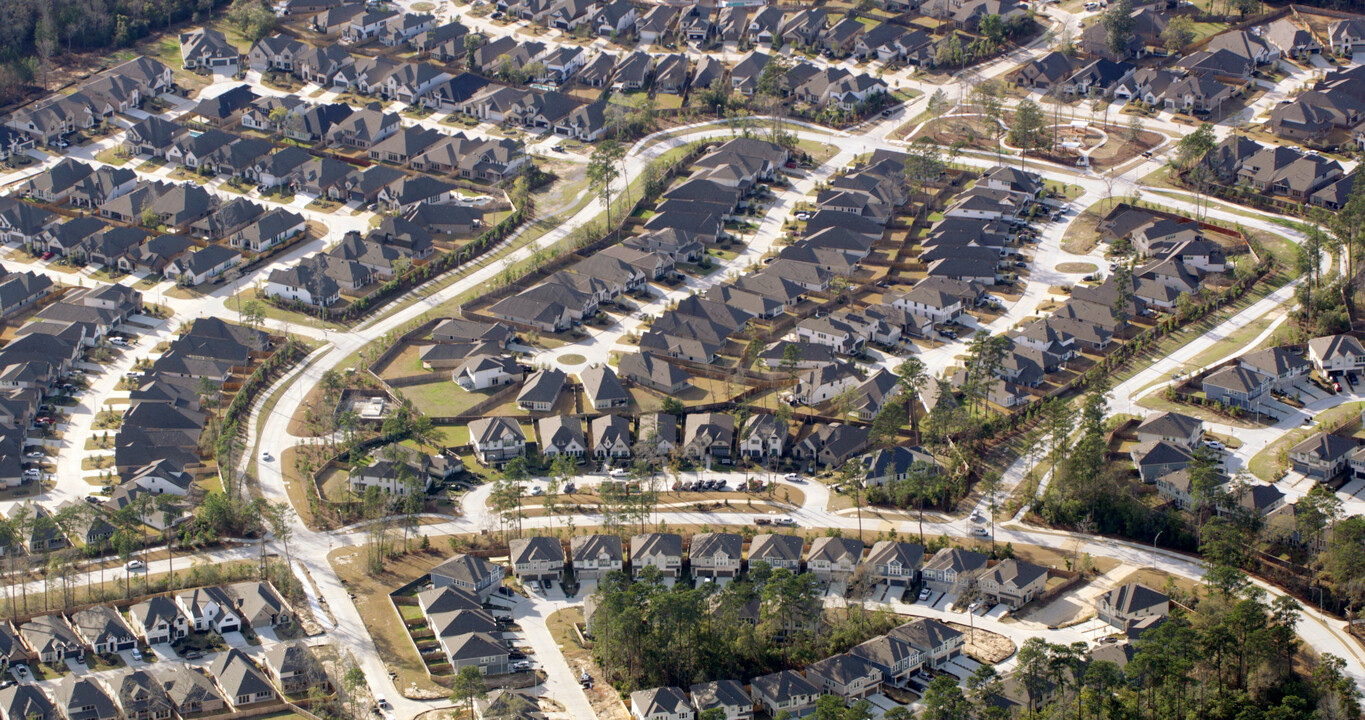 Grand Central Park - Central Village in Conroe, TX - Building Photo