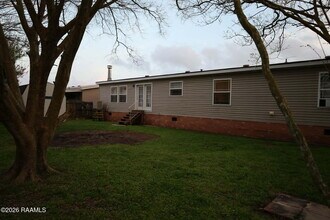 206 Windcreek Ln in Youngsville, LA - Building Photo - Building Photo