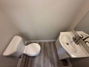 47 Crystal Springs Rd in Linn Creek, MO - Building Photo - Building Photo