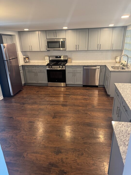 67 Canal St in Raritan, NJ - Foto de edificio