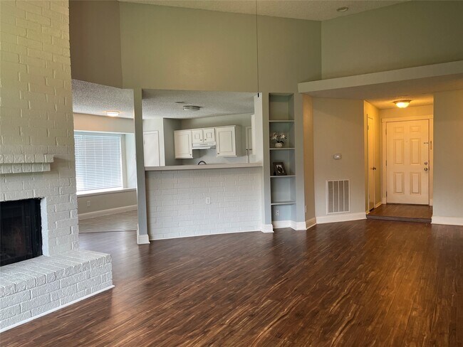 2703 Hot Springs Dr in Pearland, TX - Building Photo - Building Photo