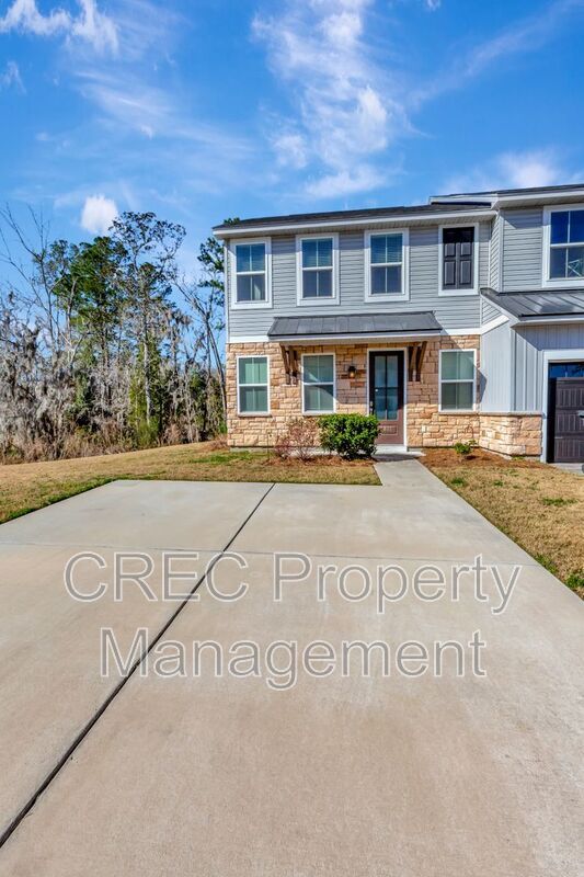 property at 7811 Park Gate Dr