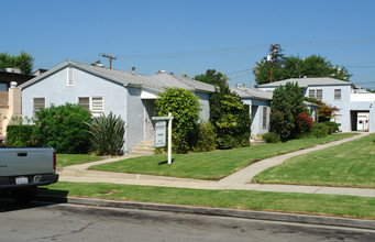 531 E Tujunga Ave in Burbank, CA - Building Photo - Building Photo