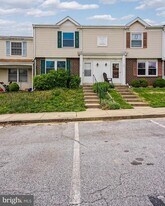 1749 Carriage Way in Frederick, MD - Building Photo