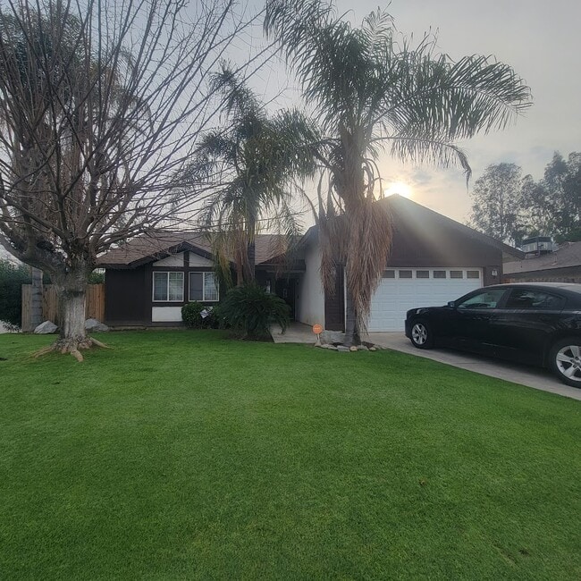 6300 Castleton St in Bakersfield, CA - Building Photo - Building Photo