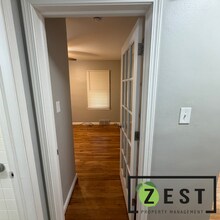 24601 Andover Dr in Dearborn Heights, MI - Building Photo - Building Photo