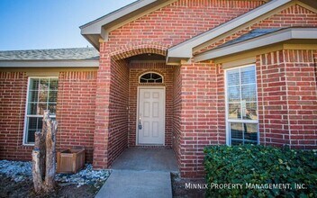 5015 Itasca St in Lubbock, TX - Building Photo - Building Photo