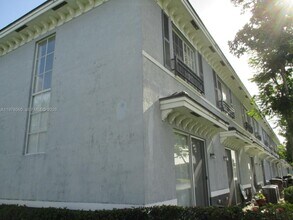 3417 NW 13th St in Lauderhill, FL - Building Photo - Building Photo