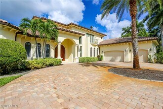 823 Cassena Rd in Naples, FL - Building Photo - Building Photo