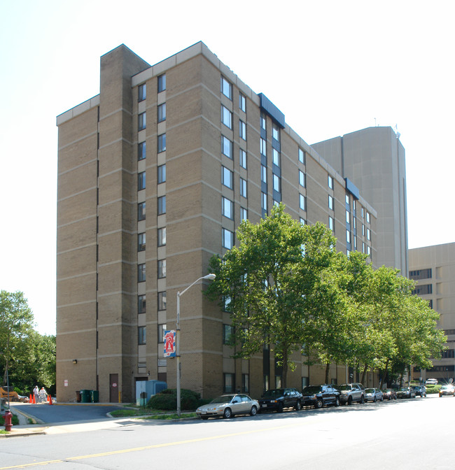 Town Center in Rockville, MD - Building Photo - Building Photo