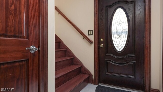 249 Sanford Ave in Lyndhurst, NJ - Building Photo - Building Photo