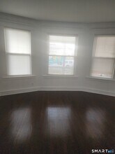 2744 Main St in Bridgeport, CT - Building Photo - Building Photo