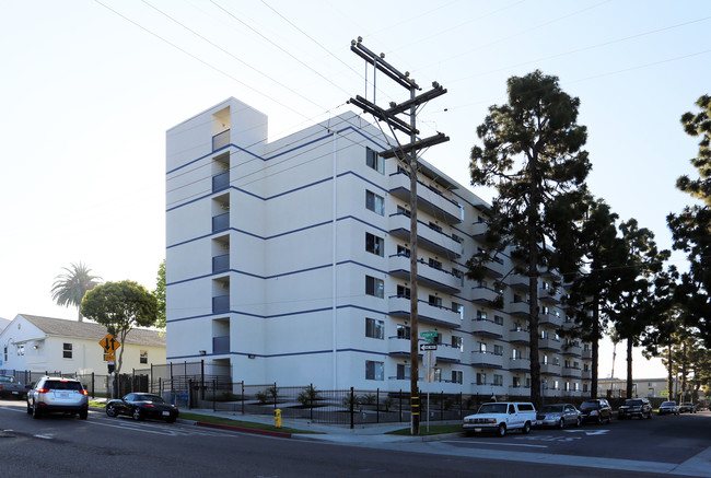 Mar Vista Church of God Homes in Oceanside, CA - Foto de edificio - Building Photo