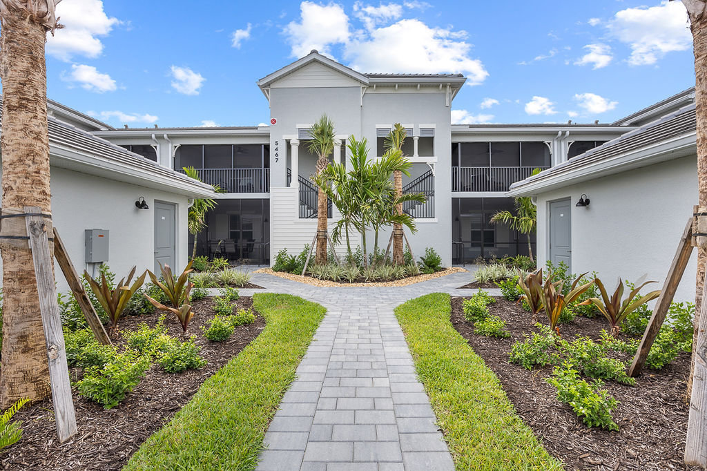 5465 Double Eagle Cir in Ave Maria, FL - Building Photo