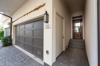 4031 Bellefontaine in Houston, TX - Building Photo - Building Photo