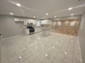 58 Elderberry Ln in Willingboro, NJ - Building Photo