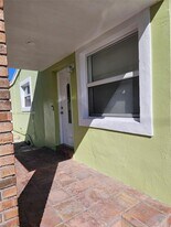 1031 Atlantic Ave in Opa Locka, FL - Building Photo