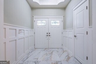 3924 Ashford Dunwoody Rd NE in Atlanta, GA - Building Photo - Building Photo