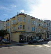 2050 Powell St in San Francisco, CA - Foto de edificio - Building Photo