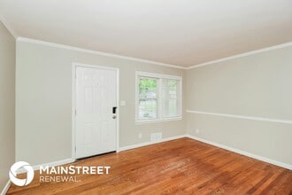 5550 Longmeadow Ln in Atlanta, GA - Building Photo - Building Photo