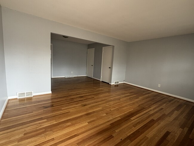 125 Greenbriar Rd in Lexington, KY - Building Photo - Building Photo