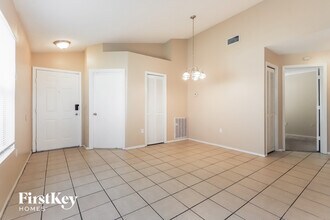 2047 Windward Pass in Lakeland, FL - Building Photo - Building Photo