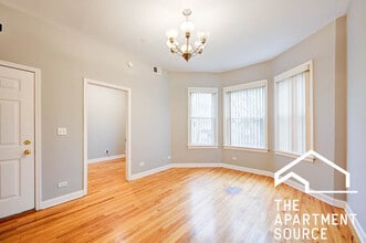3528 W Palmer St, Unit G in Chicago, IL - Building Photo - Building Photo